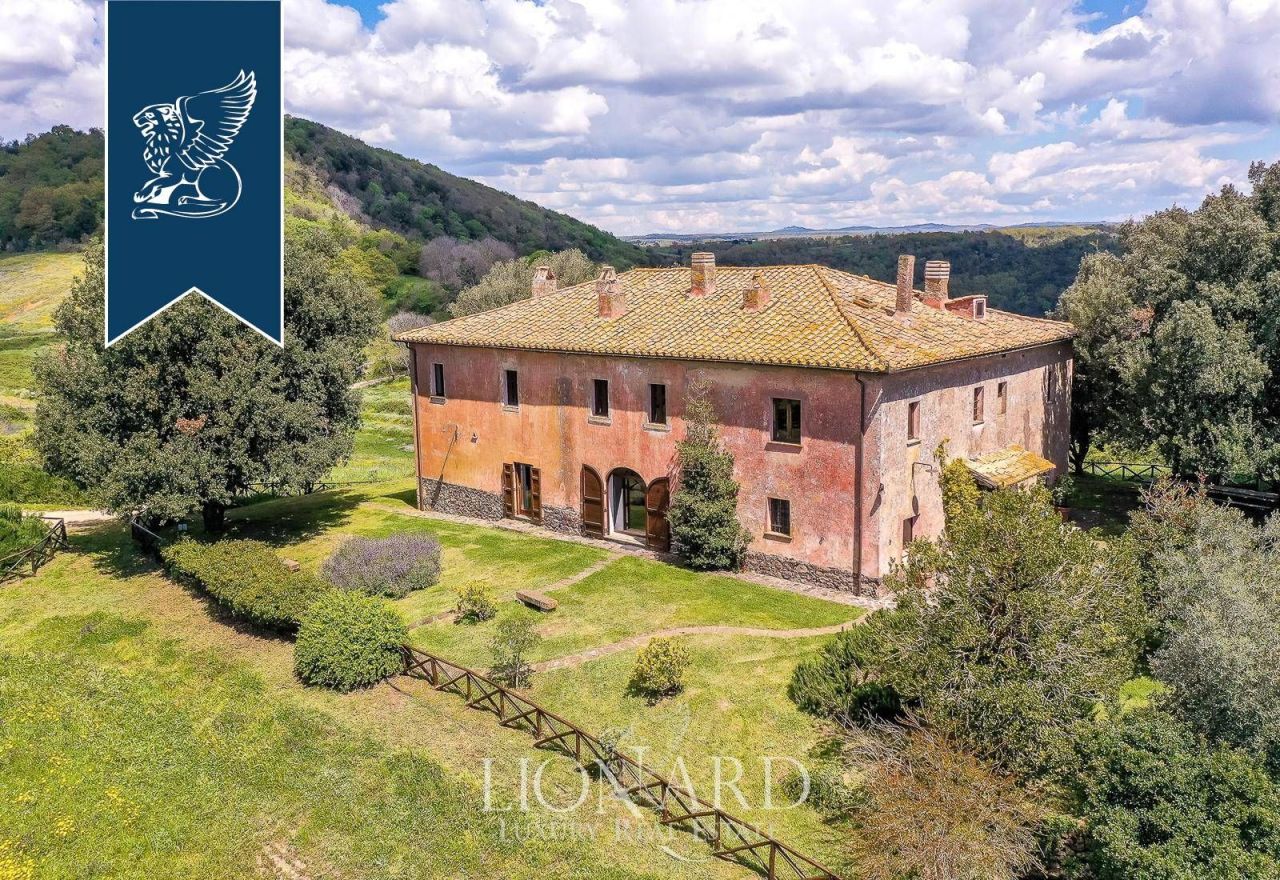 Granja en Viterbo, Italia, 1 500 m² - imagen 7