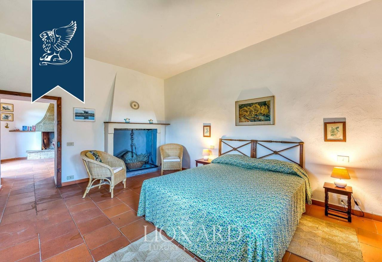 Granja en Viterbo, Italia, 1 500 m² - imagen 15