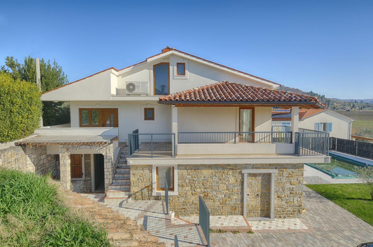 House in Portoroz, Slovenia, 270 m² - picture 1