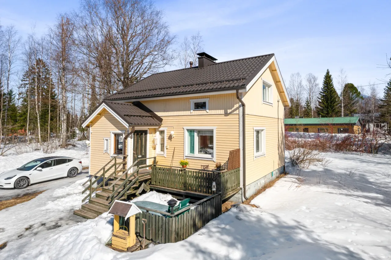 Casa en Joensuu, Finlandia, 110 m² - imagen 1