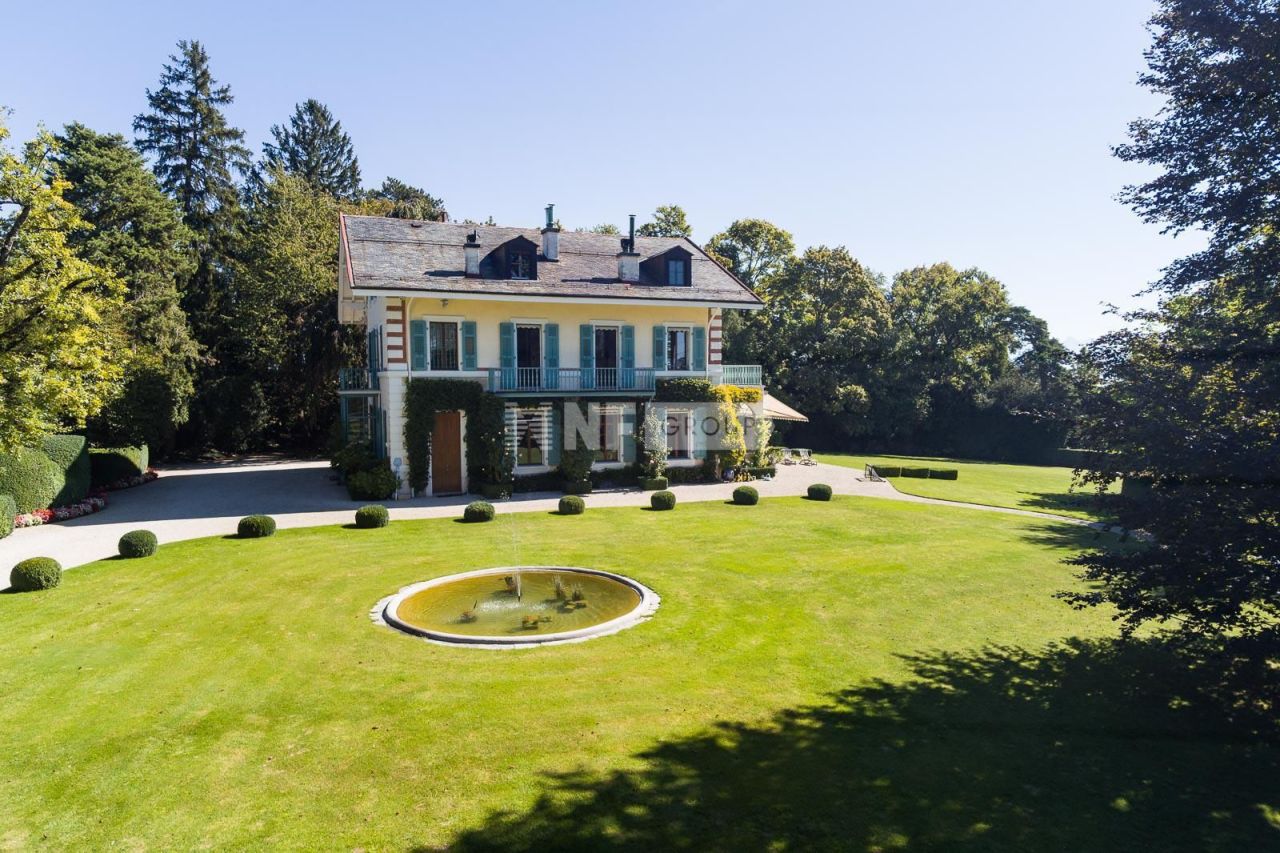 Mansion in Waadt, Schweiz, 550 m² - Foto 1