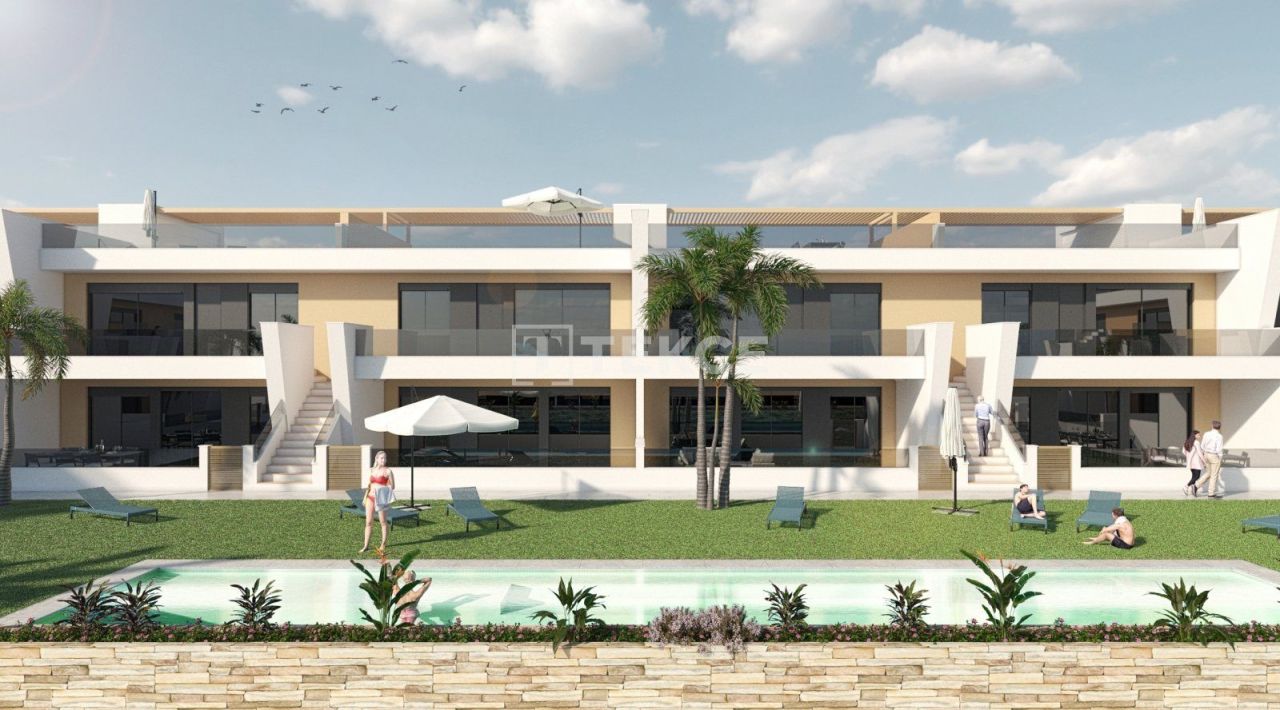 Apartamento en San Pedro del Pinatar, España, 94 m² - imagen 1