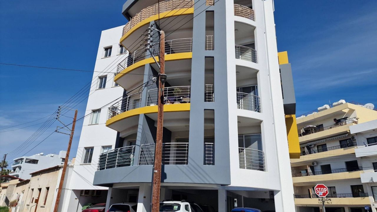 Appartement à Larnaca, Chypre, 62 m² - image 1