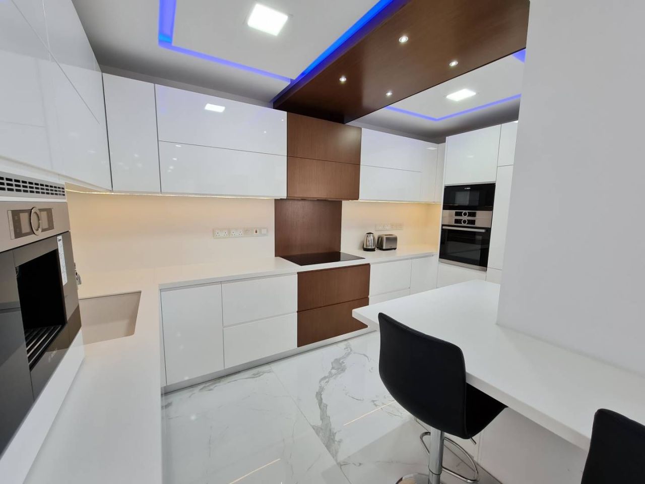 Piso en Agios Tychon, Chipre, 140 m² - imagen 3