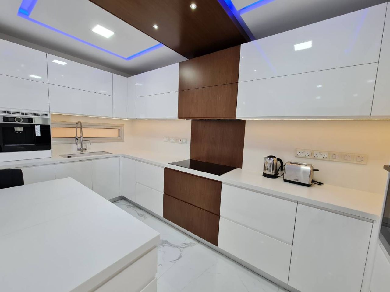 Piso en Agios Tychon, Chipre, 140 m² - imagen 6