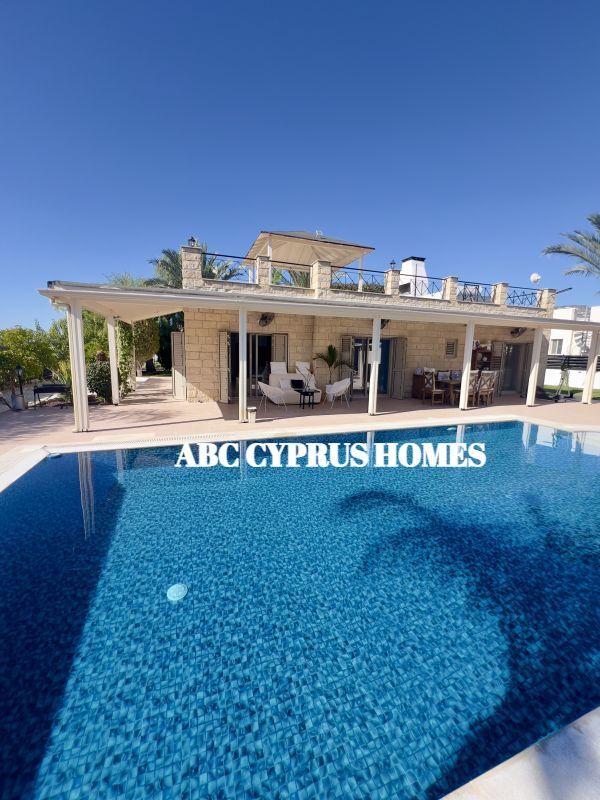 Villa en Peyia, Chipre, 140 m² - imagen 1