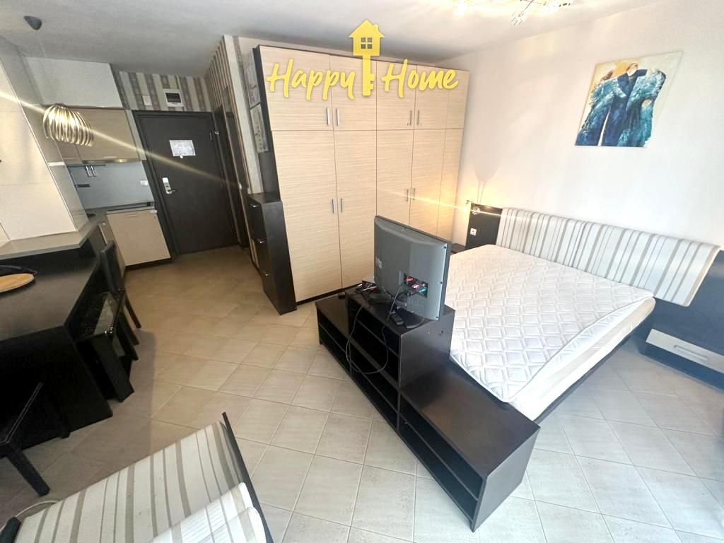 Studio à Slantchev Briag, Bulgarie, 40 m² - image 1