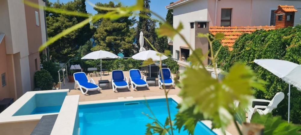 Hotel on Ciovo, Croatia, 460 m² - picture 1