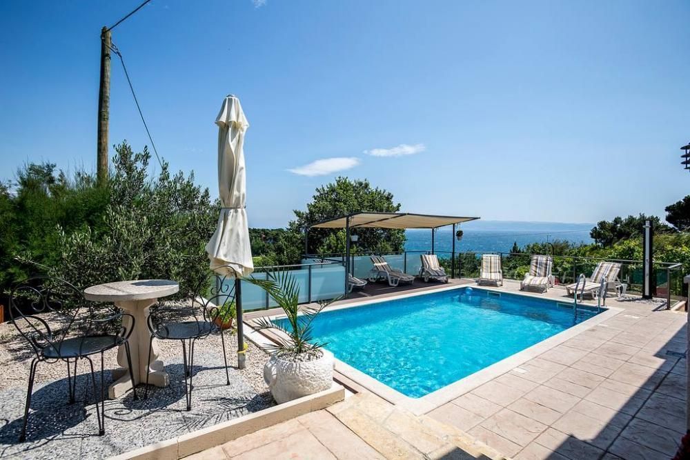 Villa en Split, Croacia, 200 m² - imagen 1