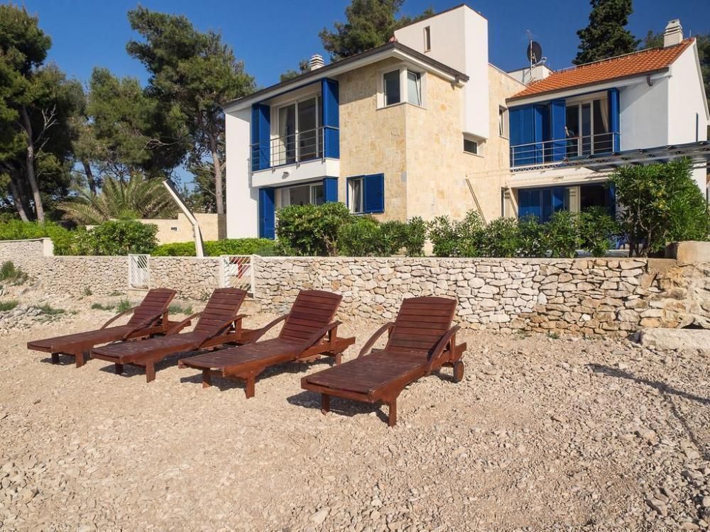 Villa Supetar, Croazia, 230 m² - foto 1