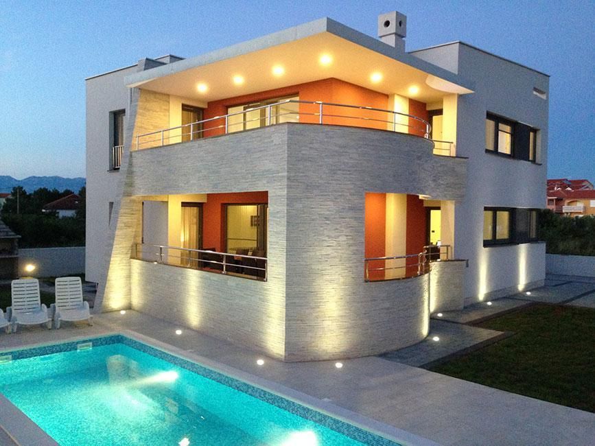 Villa en Zadar, Croacia, 380 m² - imagen 1