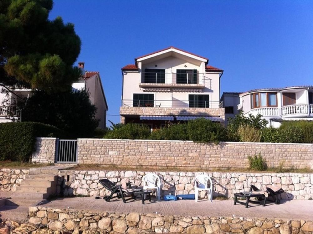 Villa in Bibinje, Kroatien, 450 m² - Foto 1