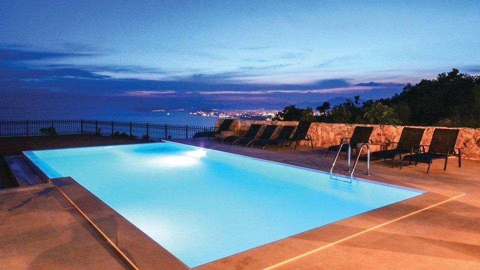Villa in Podstrana, Croatia, 480 m² - picture 1