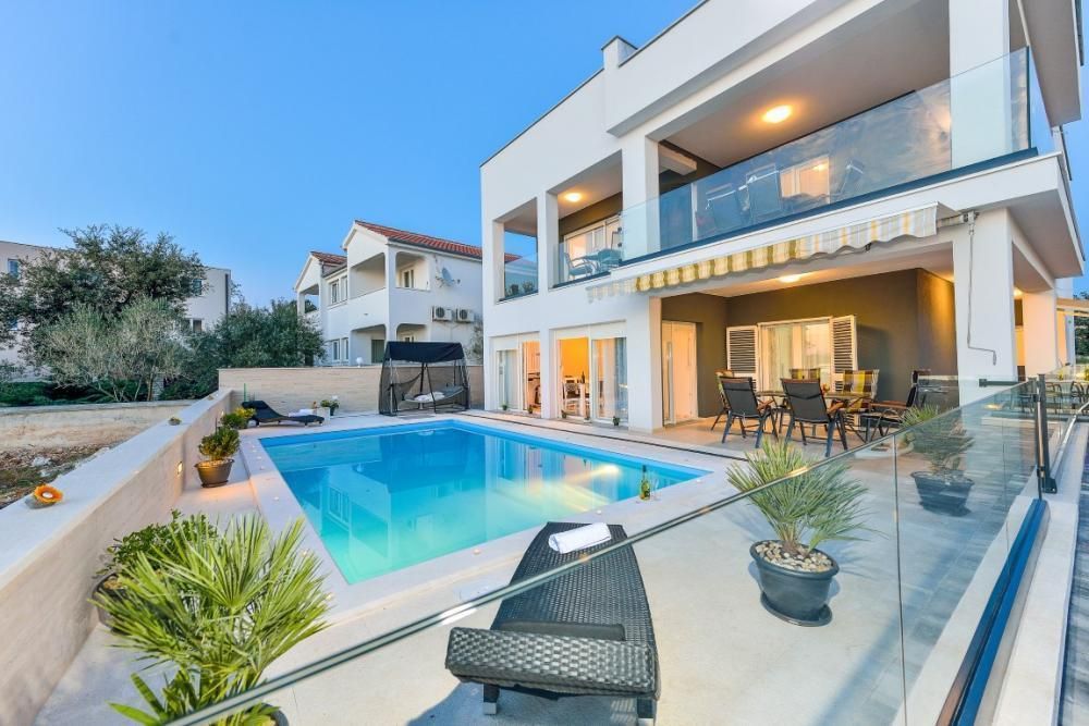 Hôtel Zaton, Croatie, 390 m² - image 1