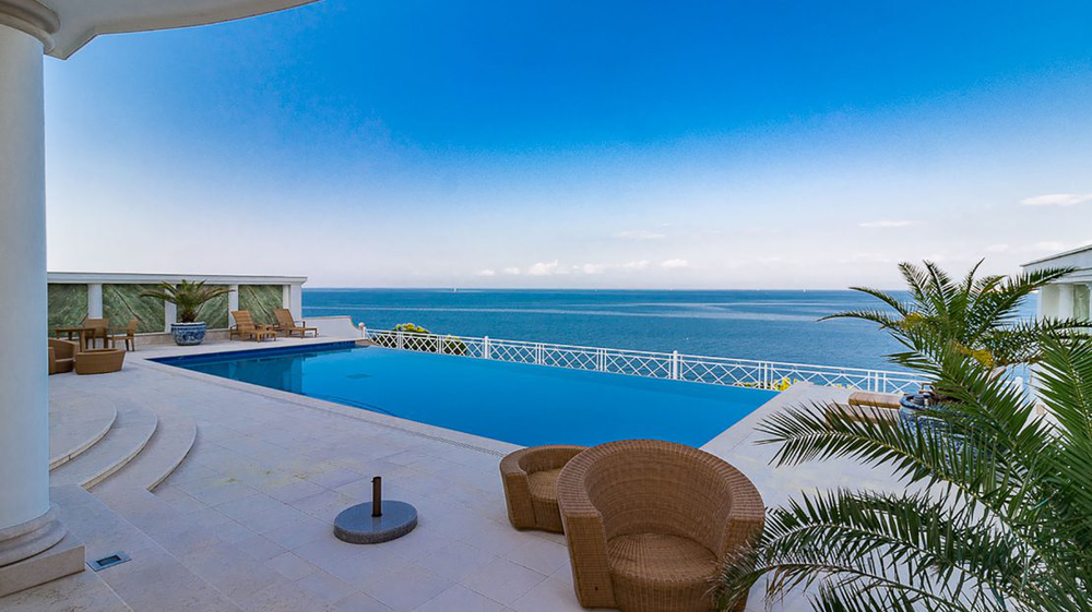 Villa en Umag, Croacia, 1 000 m² - imagen 1