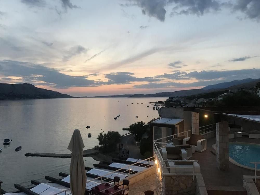 Hotel Pag, Croacia, 1 500 m² - imagen 1