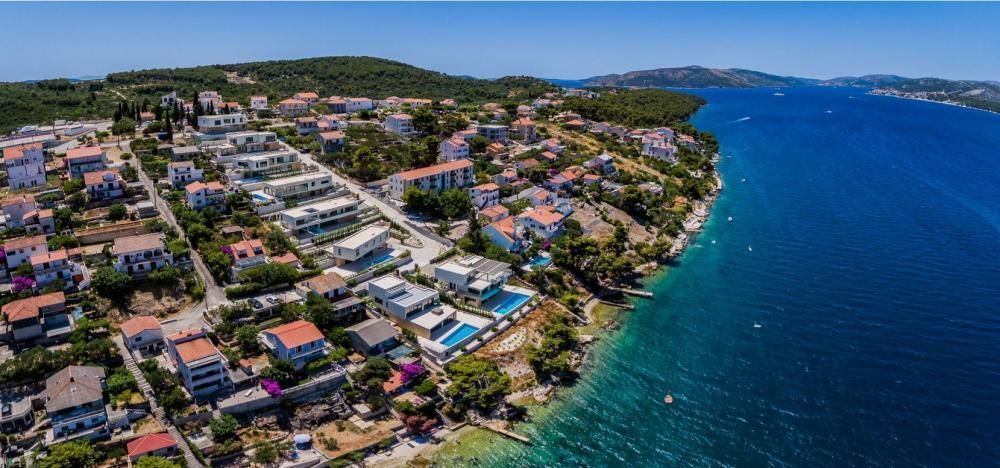 Villa en Ciovo, Croacia, 326 m² - imagen 1