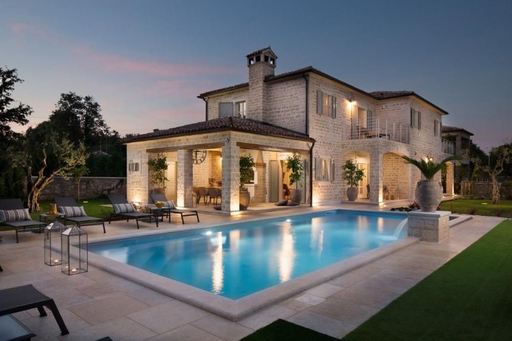 Villa Kanfanar, Croatie, 359 m² - image 1