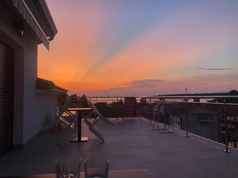 Hotel en Poreč, Croacia, 414 m² - imagen 1