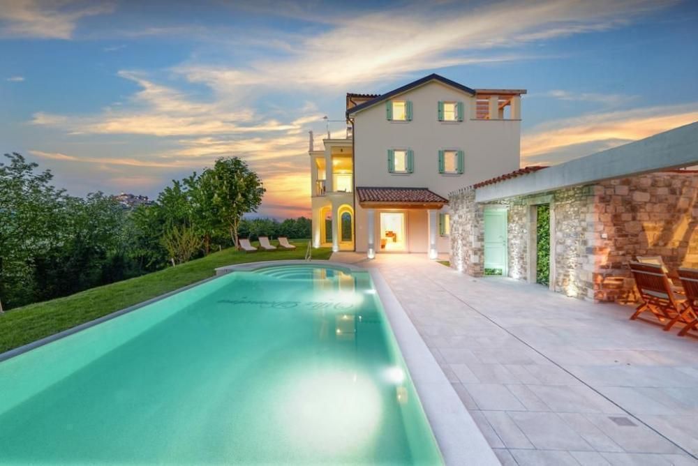 Villa in Motovun, Kroatien, 260 m² - Foto 1
