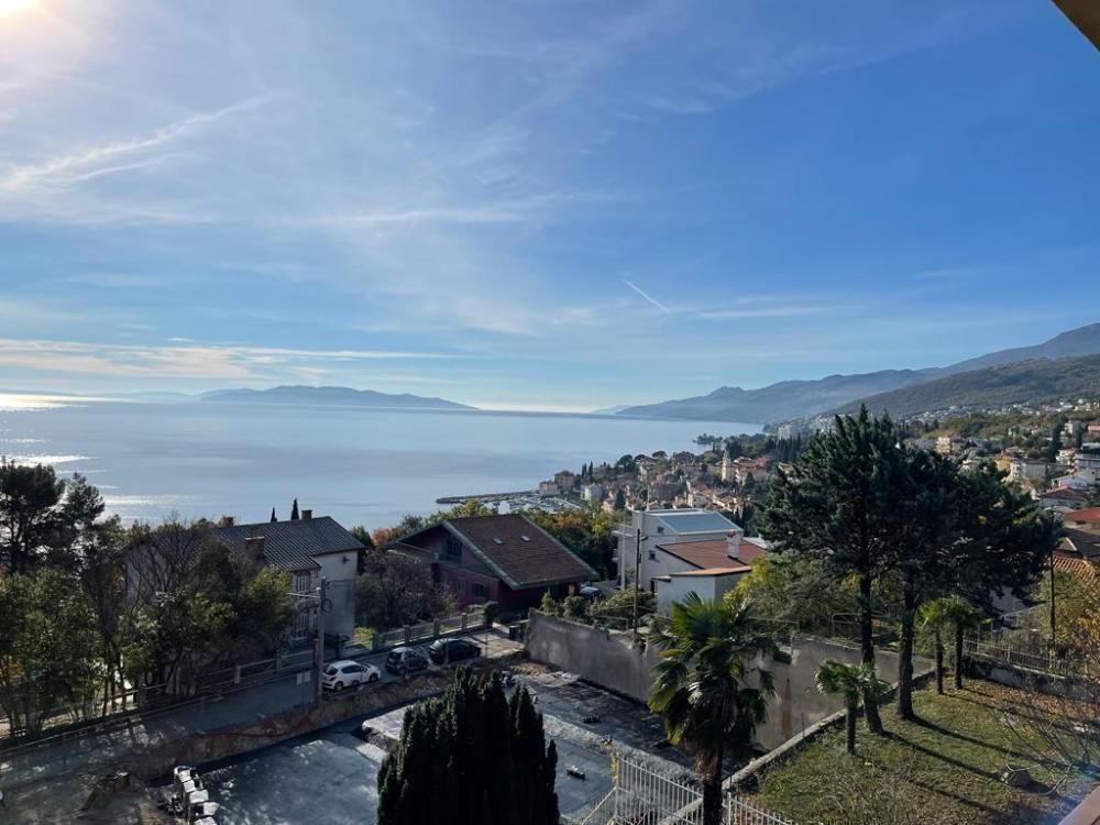 Hôtel Volosko, Croatie, 660 m² - image 1