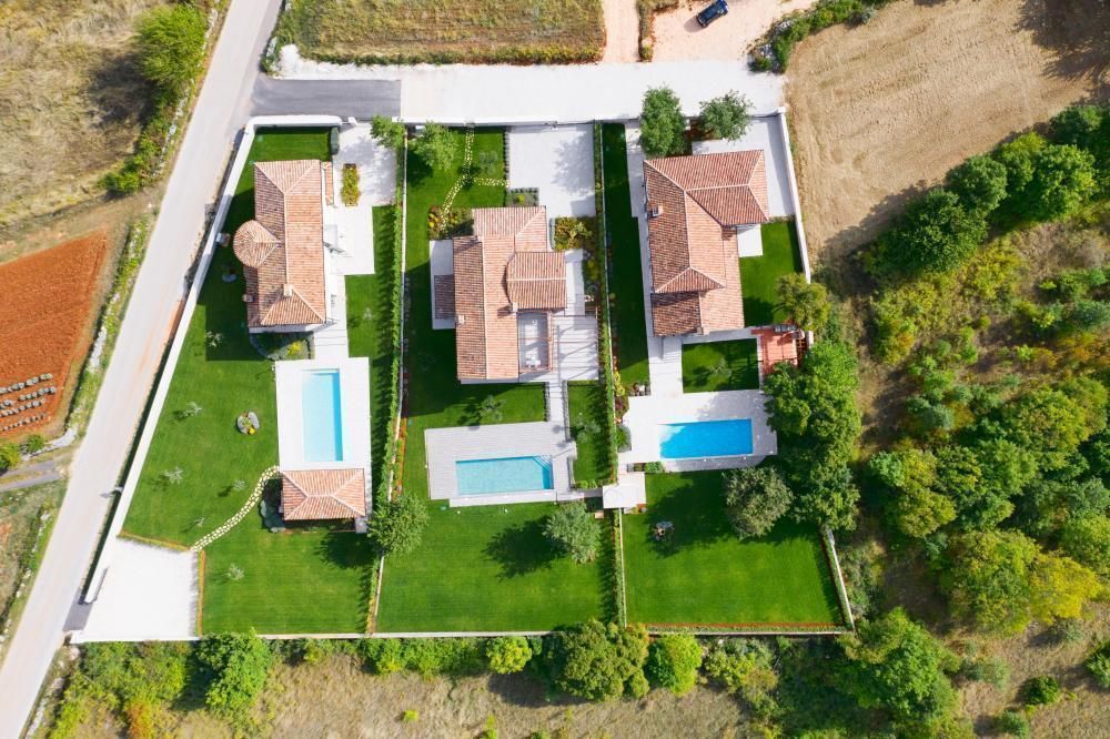 Villa Sveti Lovrec, Croatie, 891 m² - image 1