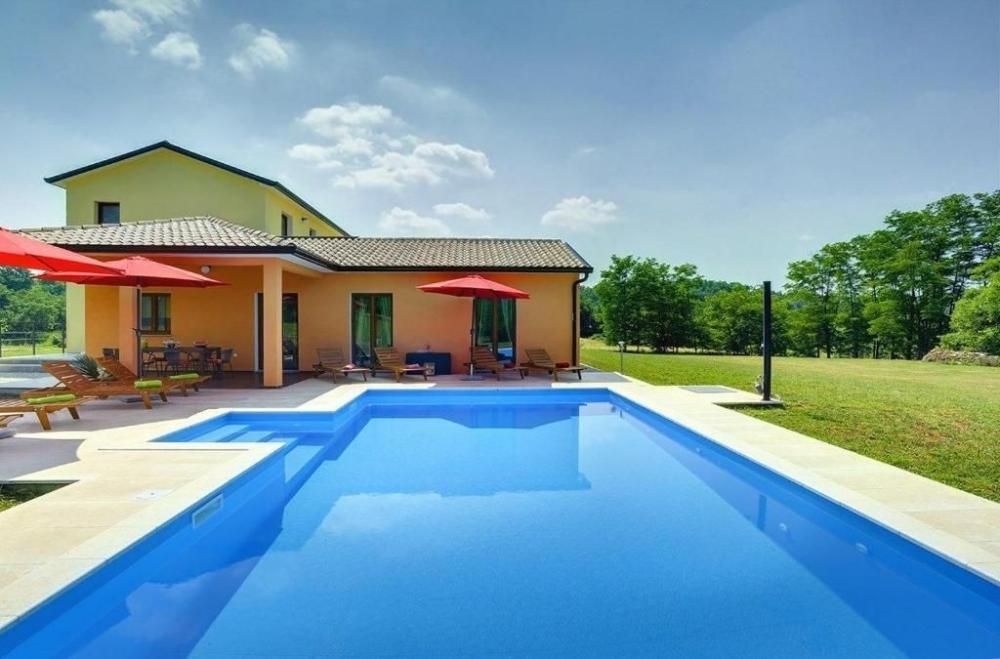 Villa in Tinjan, Kroatien, 280 m² - Foto 1