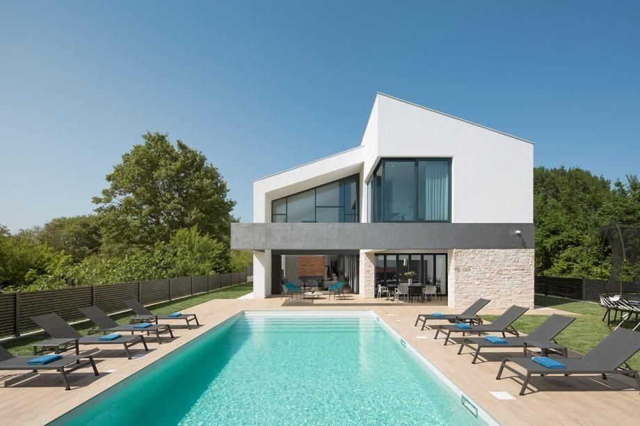 Villa Ližnjan, Croacia, 400 m² - imagen 1