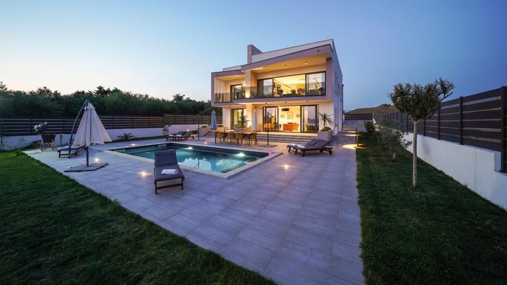 Villa en Zadar, Croacia, 305 m² - imagen 1