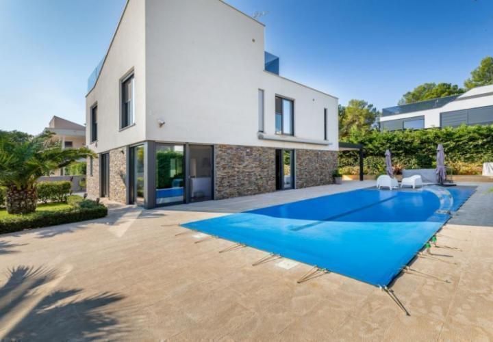 Villa en Fazana, Croacia, 300 m² - imagen 1