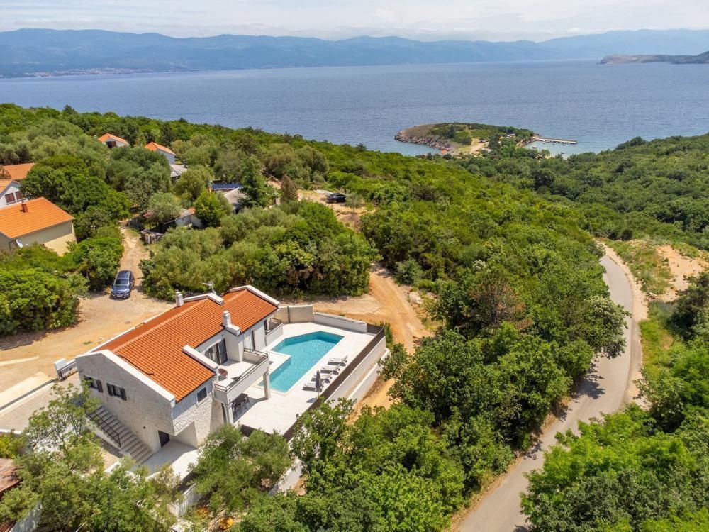 Villa à Vrbnik, Croatie, 150 m² - image 1