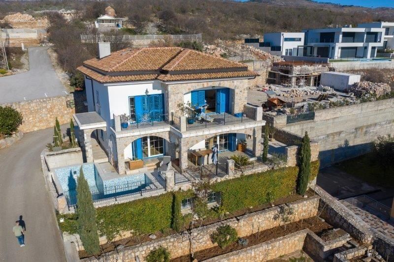 Villa en Crikvenica, Croacia, 500 m² - imagen 1