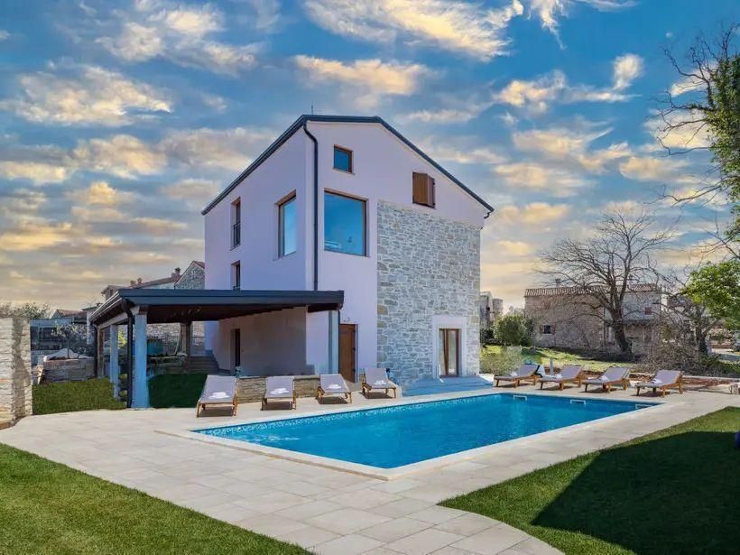 Villa in Umag, Kroatien, 240 m² - Foto 1
