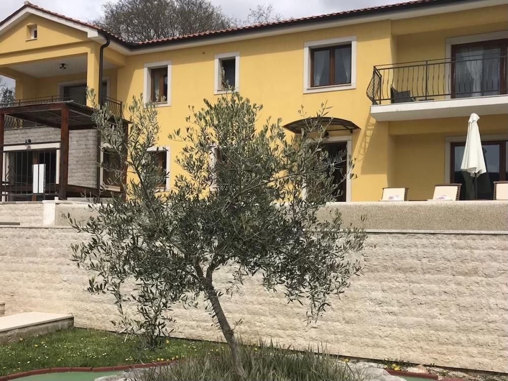 Villa Kalac, Mošćenička Draga, Croatie, 240 m² - image 1