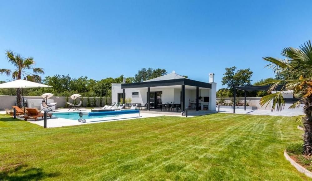 Villa Šišan, Ližnjan, Croatie, 100 m² - image 1