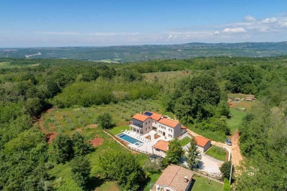 Villa Kaštelir, Kaštelir-Labinci, Croatie, 450 m² - image 1