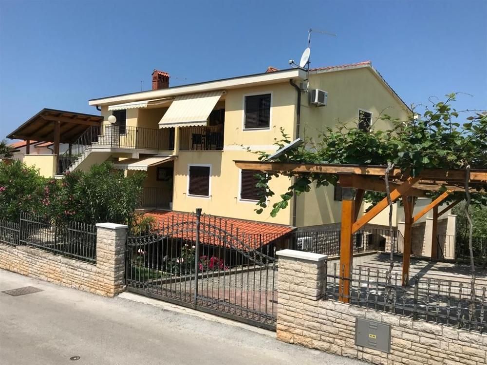 Hôtel à Méduline, Croatie, 450 m² - image 1