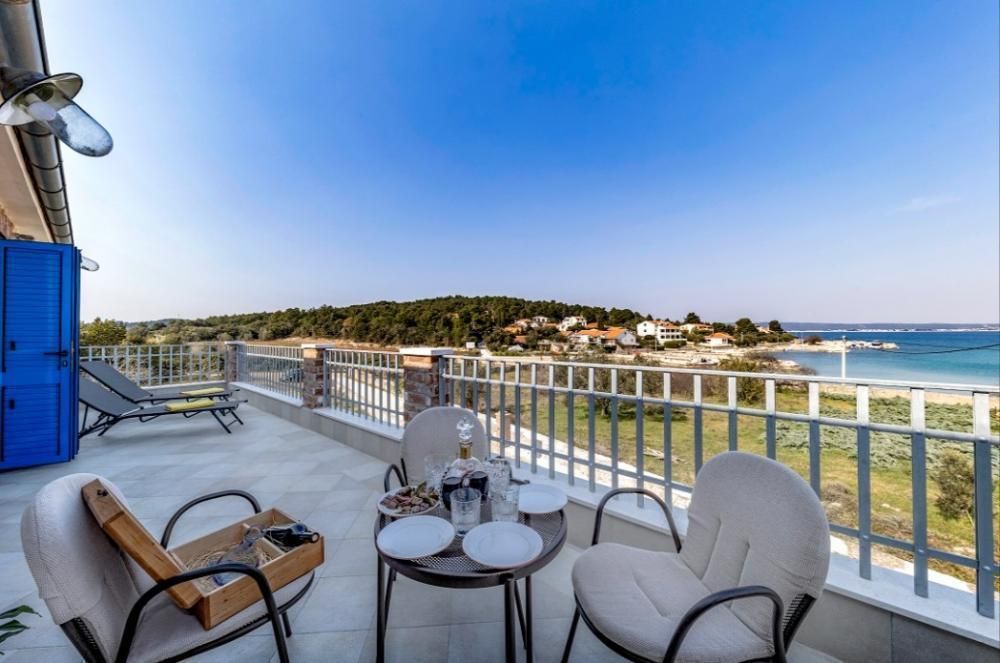 Villa in Zadar, Kroatien, 300 m² - Foto 1