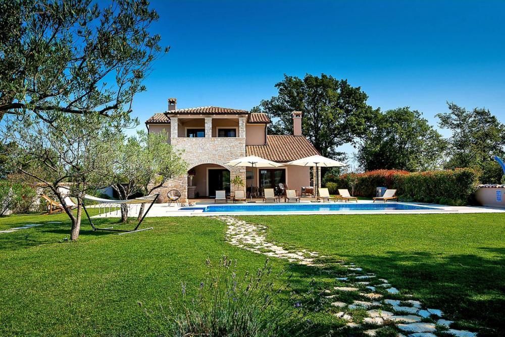 Villa Mali Vareški, Marčana, Croatia, 280 m² - picture 1