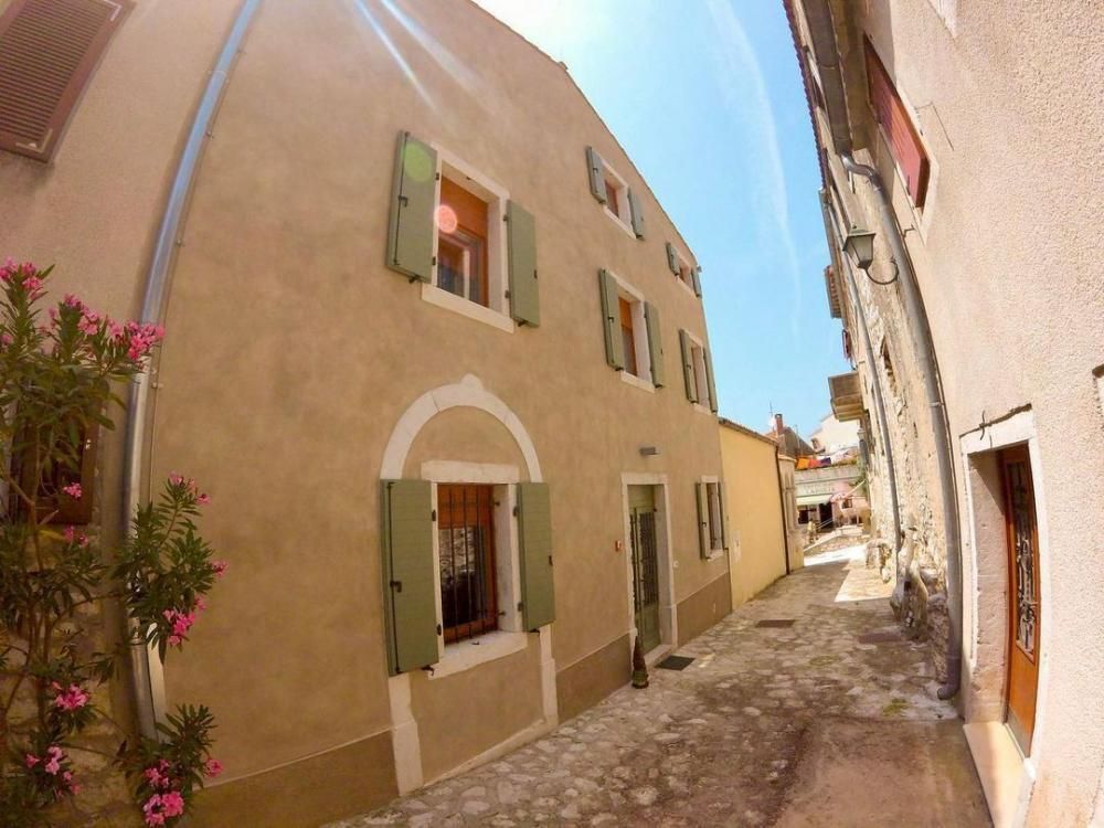 Hôtel à Vrsar, Croatie, 164 m² - image 1