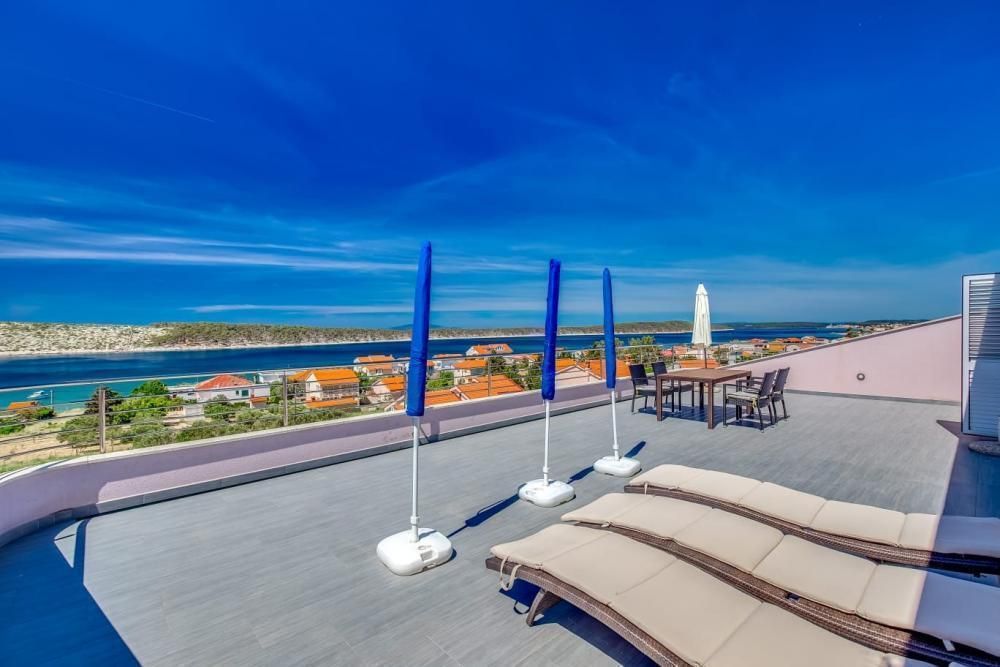 Hotel in Rab, Kroatien, 353 m² - Foto 1