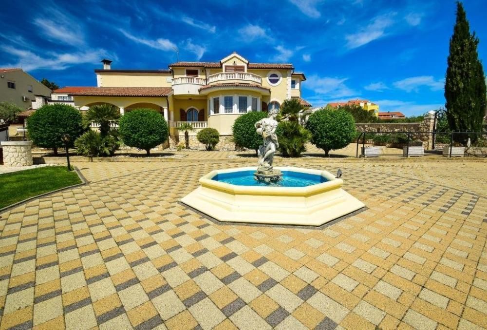 Villa à Vodice, Croatie, 350 m² - image 1