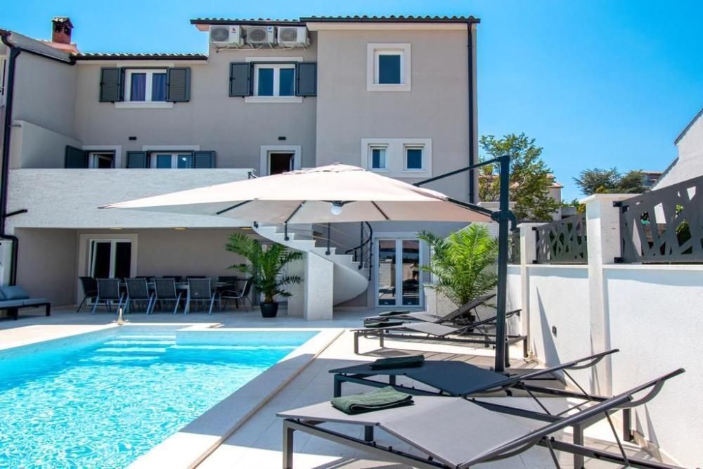 Hôtel à Méduline, Croatie, 235 m² - image 1