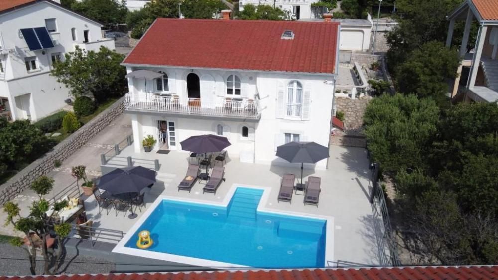 Villa in Novi Vinodolski, Kroatien, 240 m² - Foto 1