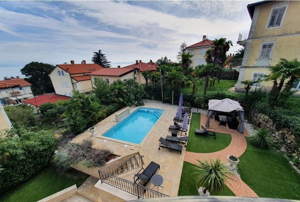 Hotel in Lovran, Kroatien, 600 m² - Foto 1