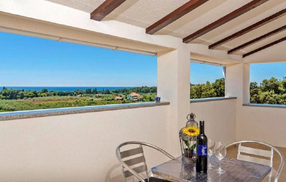 Villa in Rovinj, Croatia, 304 m² - picture 1