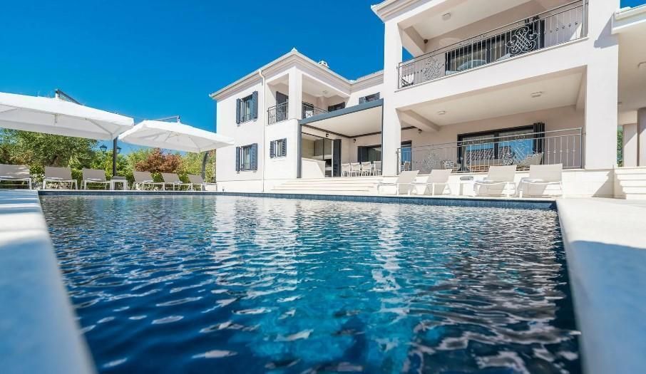 Villa à Zadar, Croatie, 425 m² - image 1