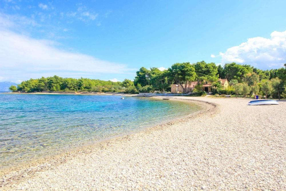 Villa Supetar, Croatia, 210 m² - picture 1