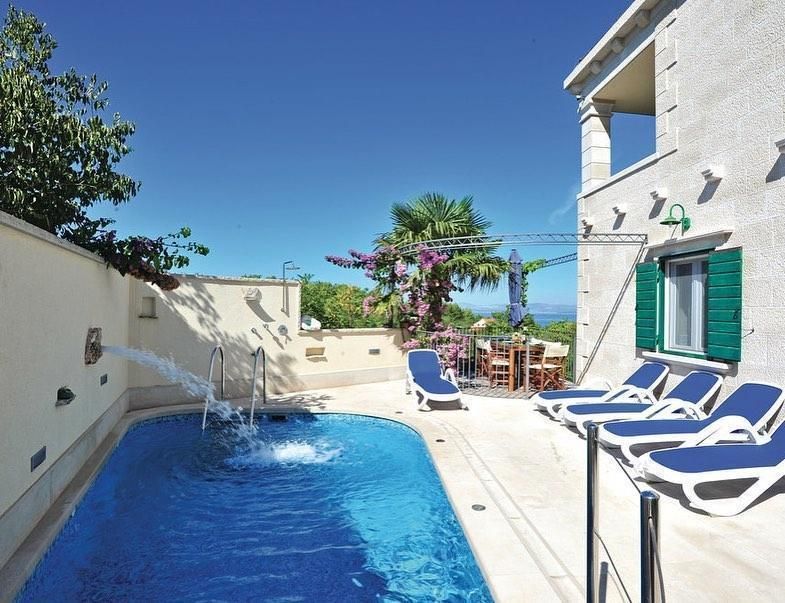 Villa Mirca, Croatia, 140 m² - picture 1
