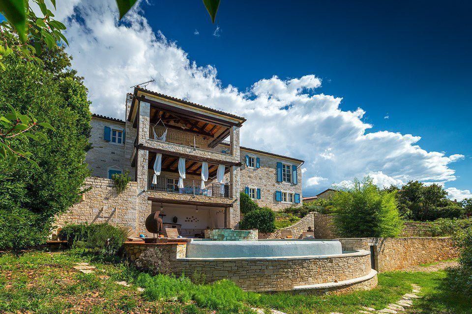 Villa Sveti Lovreč, Croatie, 306 m² - image 1